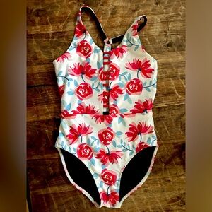 Gorgeous floral Leo (Alice in wonderland)